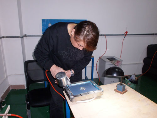 模（mó）具加工現場